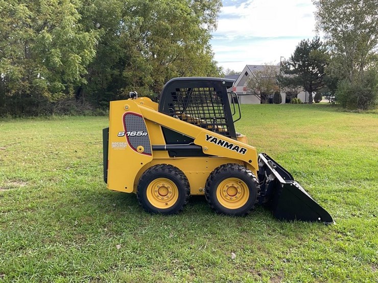 2015-yanmar-s165r-image-4