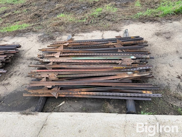 steel-t-posts-image-4