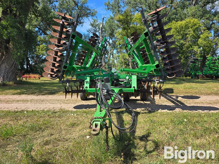 2005-john-deere-637-image-2