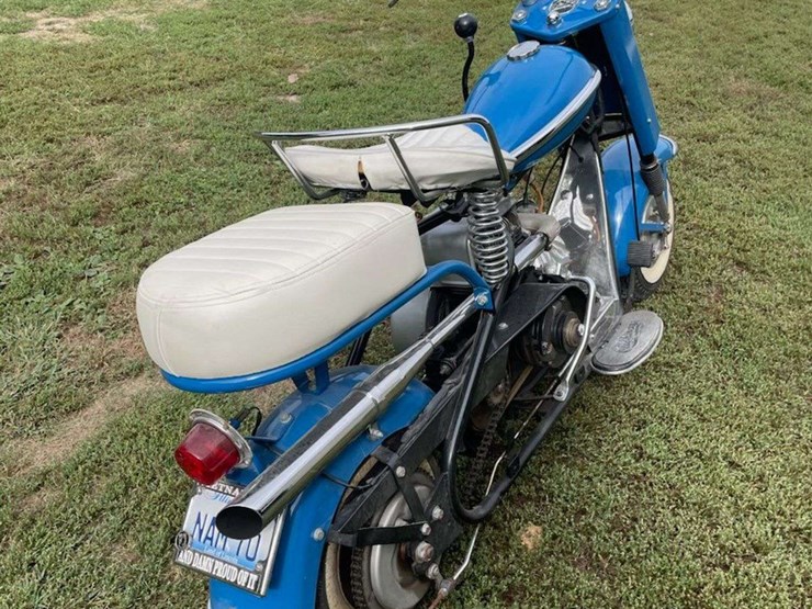 1959-cushman-eagle-scooter-image-4