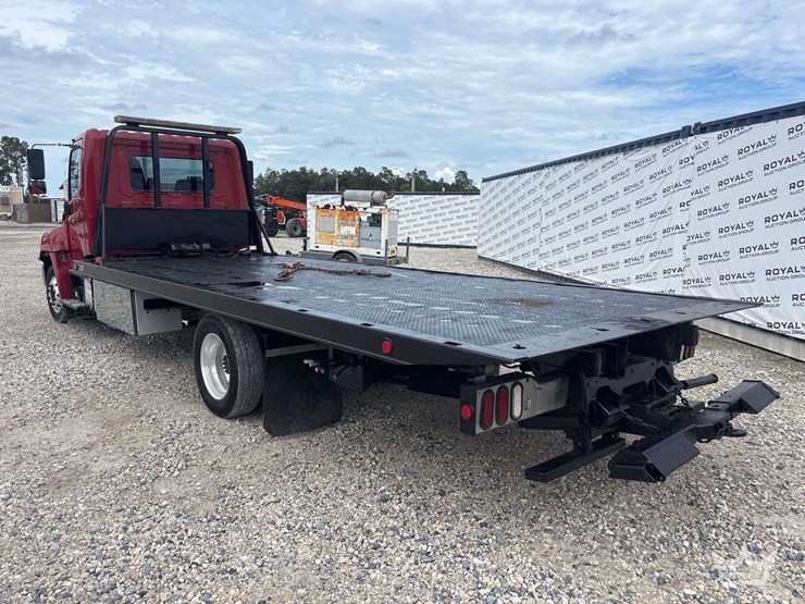 2014-hino-268-truck-s/a-roll-back-truck-image-5