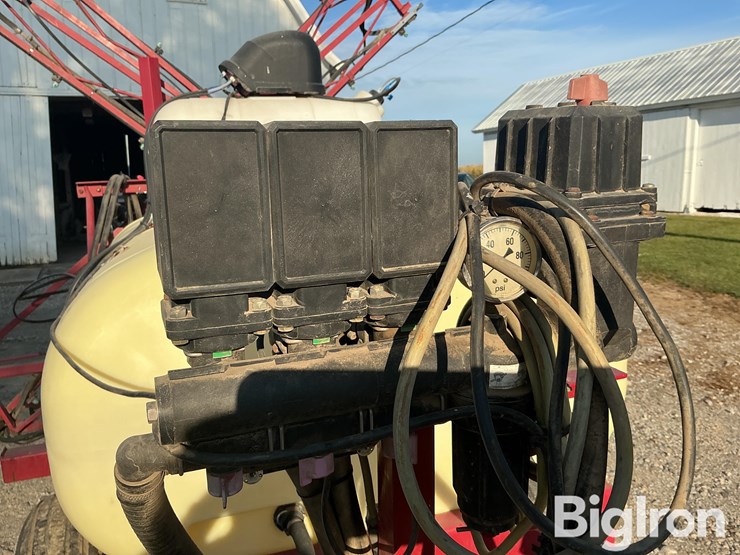 hardi-45'-500-gal-sprayer-w/-monitor-image-13
