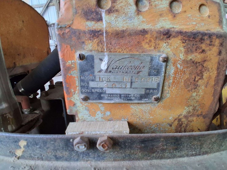 beetle-narrow-gage-trail-tractor-image-5