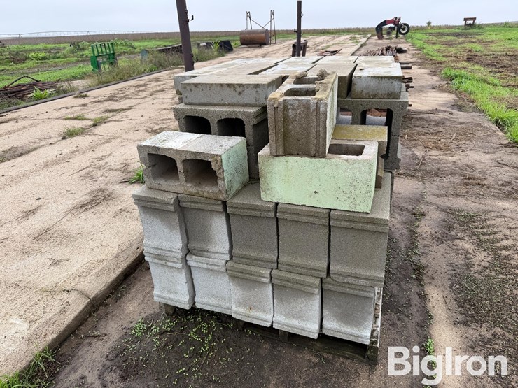 concrete-blocks-image-4
