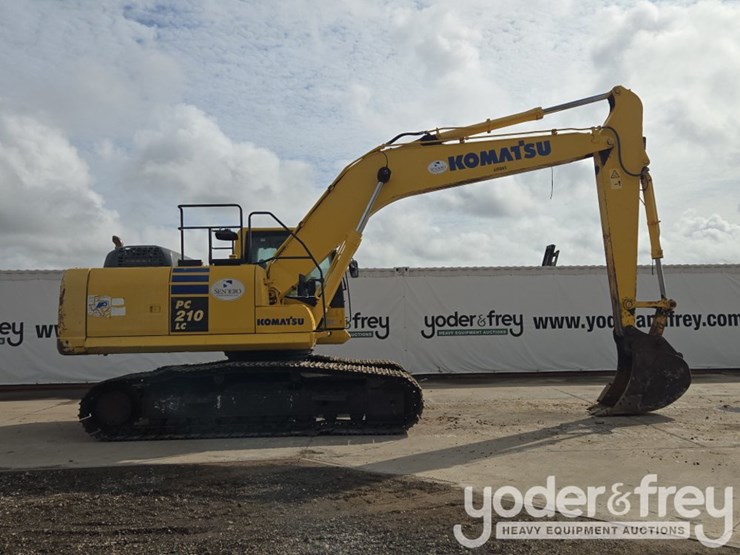 2015-komatsu-pc210-image-6