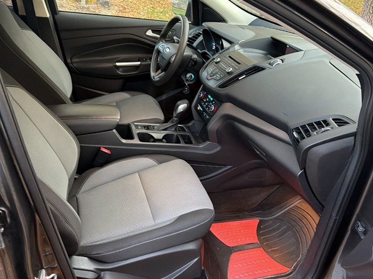 2018-ford-escape-image-27