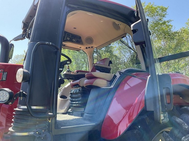 2022-case-ih-magnum-310-cvx-image-21