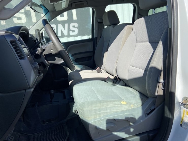 2016-chevrolet-silverado-2500-image-23