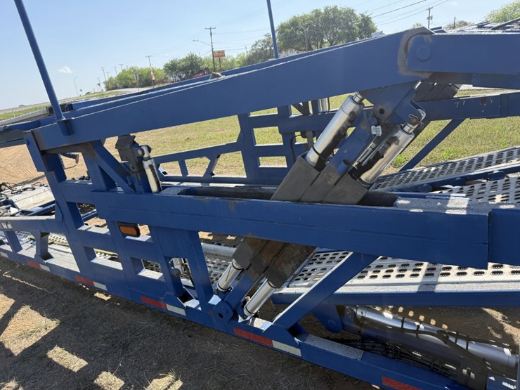 2015-cottrell-car-hauler-image-9