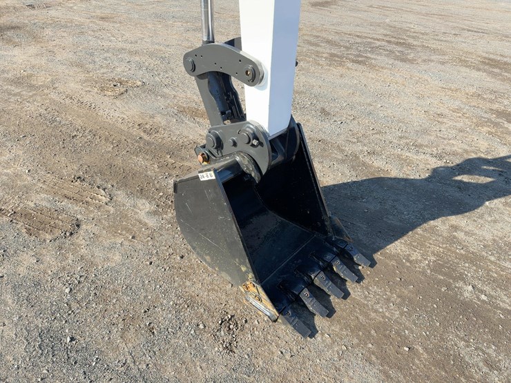 2023-bobcat-e60-image-12