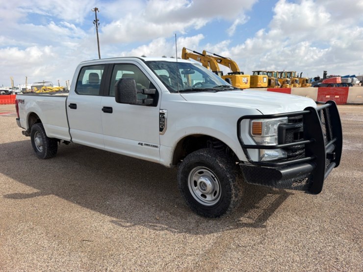 2021-ford-f350-image-3