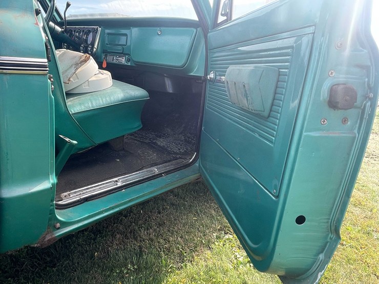 1970-chevrolet-c10-image-54