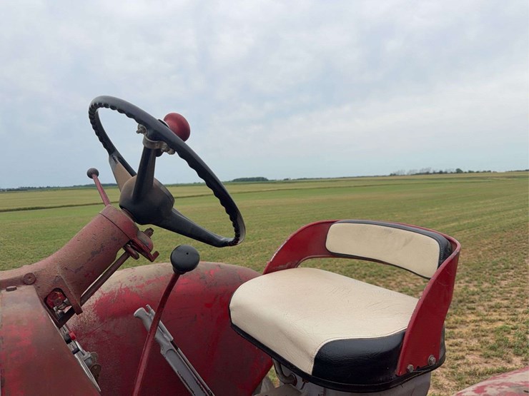 farmall-460-hi-clear-image-39