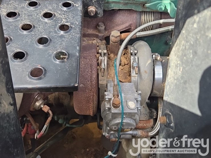 2016-volvo-ec350el-image-63