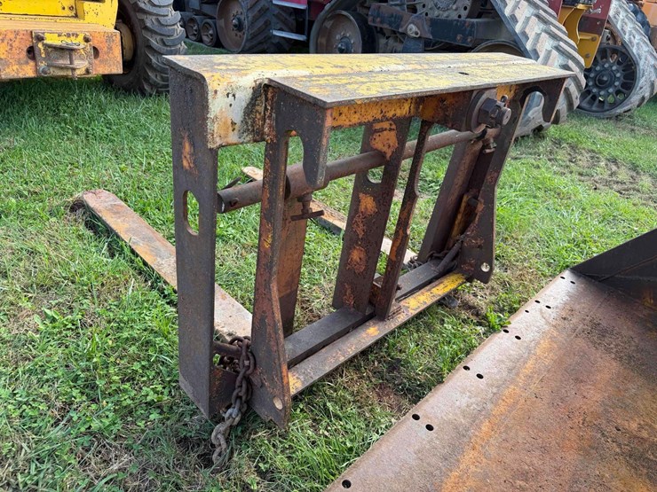 jcb-520m-image-33