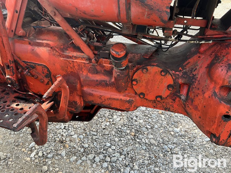 1959-allis-chalmers-d17-series-i-tractor-image-15