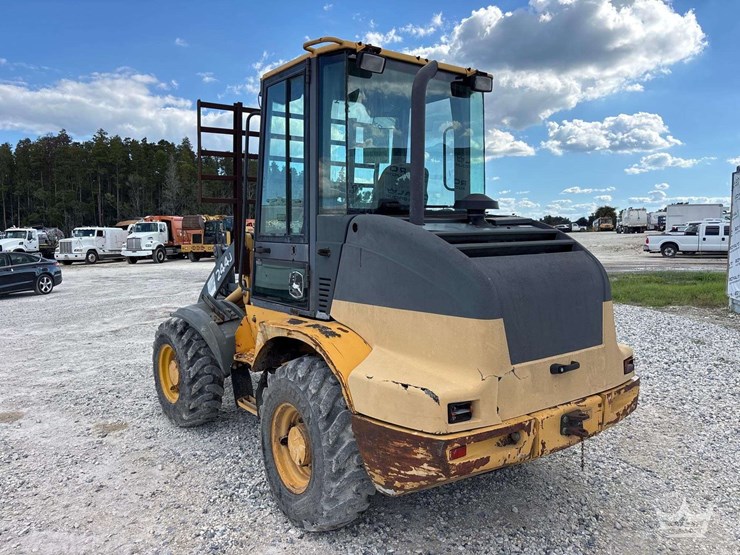 deere-244j-image-4
