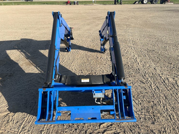 2014-new-holland-855tl-image-7