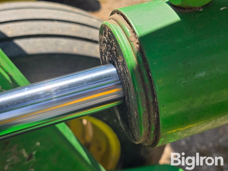 2005-john-deere-637-image-18