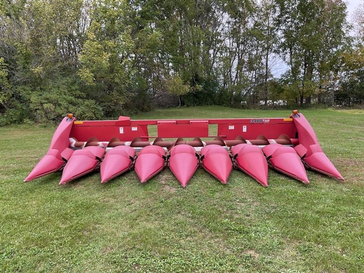 2010-case-ih-3408-image-2
