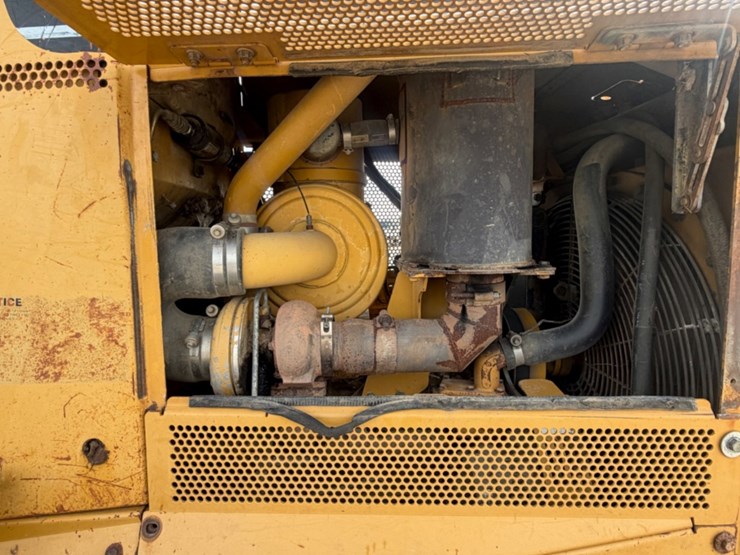 2006-caterpillar-d6n-xl-image-10