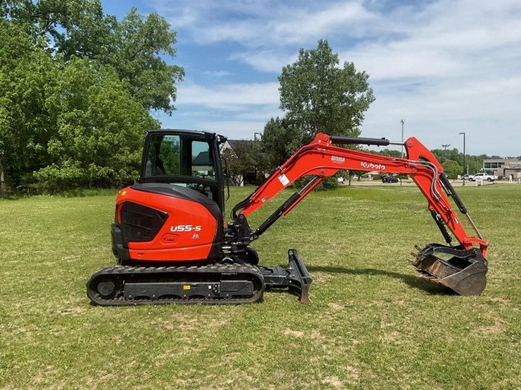2021-kubota-u55-5-image-4