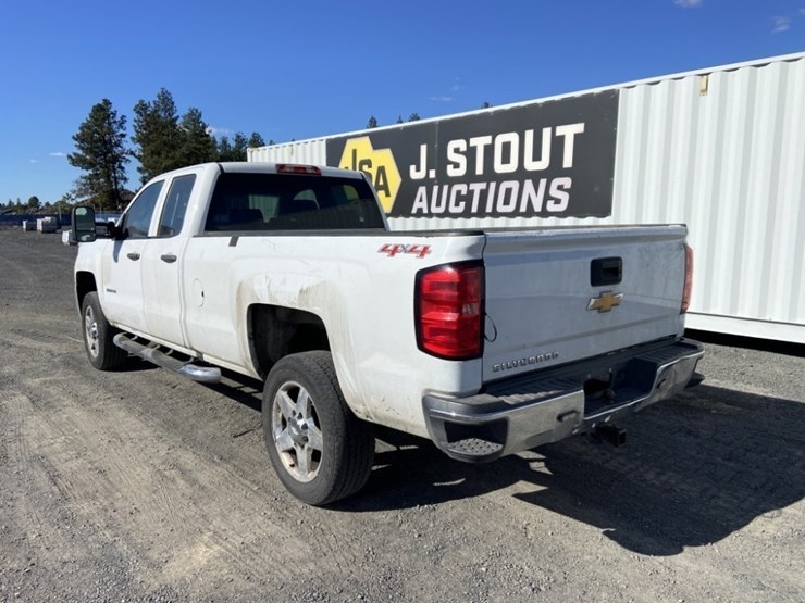 2016-chevrolet-silverado-2500-image-3