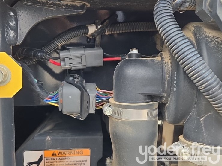2020-yanmar-vio35-6a-image-37