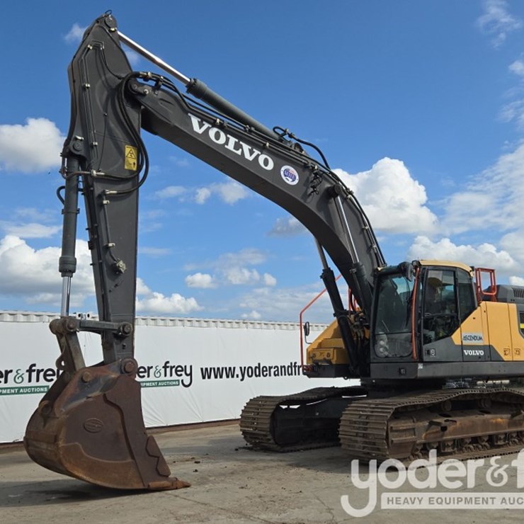 2016 VOLVO EC350EL