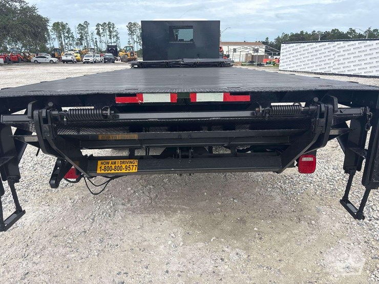 2019-peterbilt-330-24ft.-s/a-flatbed-truck-image-32