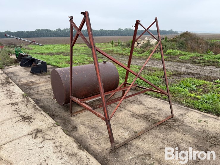 300-gal-fuel-tank-w/stand-image-5