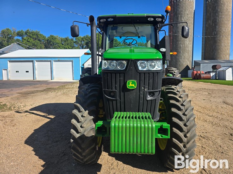 2012-john-deere-7215r-image-2