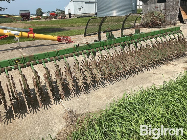 john-deere-400-image-6
