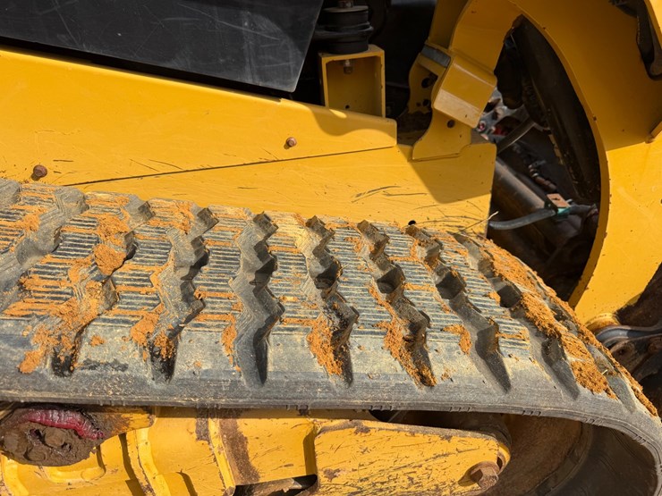 caterpillar-259d-image-22