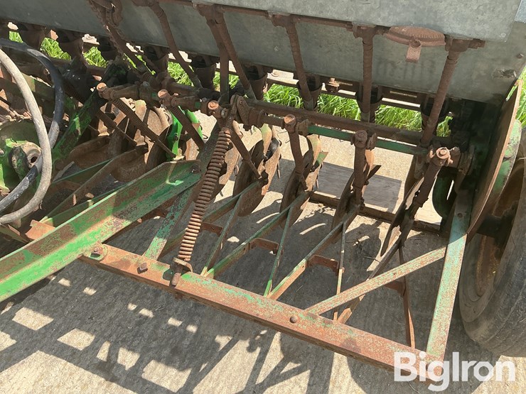 john-deere-10-image-11