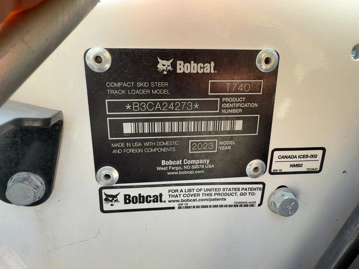 2023-bobcat-t740-image-26
