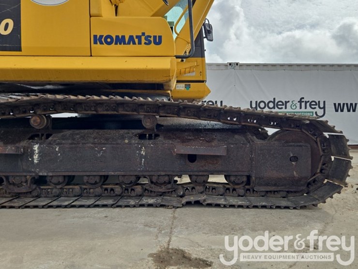 2015-komatsu-pc210-image-15