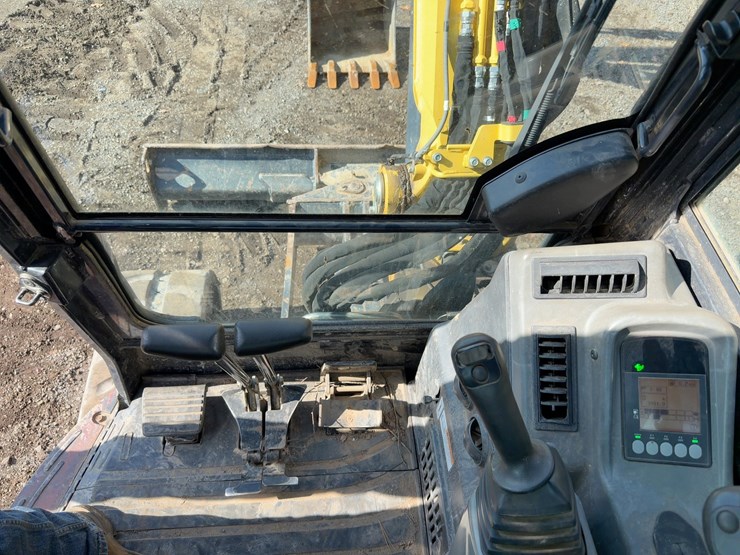 2019-yanmar-vio50-6a-image-32