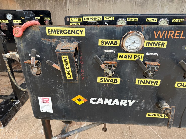 lot-w/-(3)-remote-5k-wp-accumulator--wireline-frac-valve-consoles-image-4