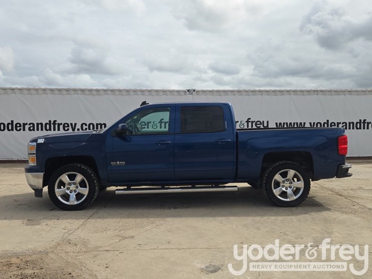 2015-chevrolet-silverado-1500-image-2