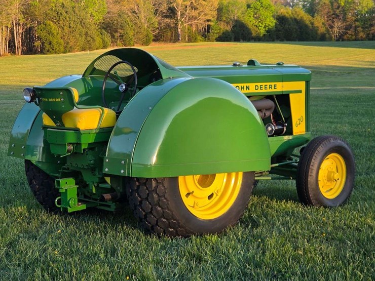 1960-john-deere-620-image-3