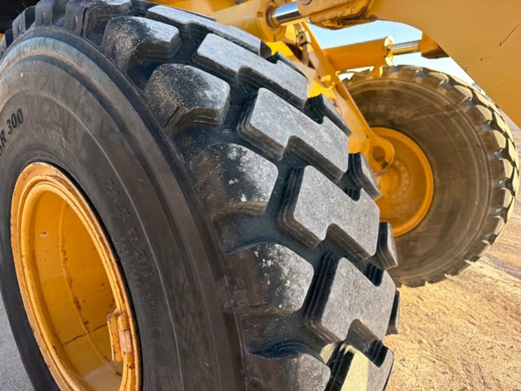 2008-caterpillar-928g-image-4