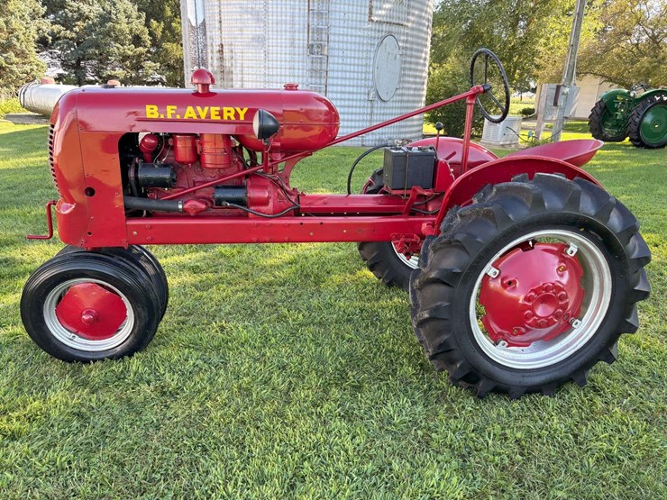 1948-bf-avery-model-a-image-2