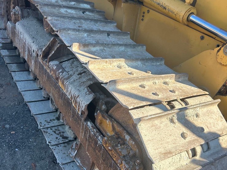 2008-deere-700j-xlt-image-19