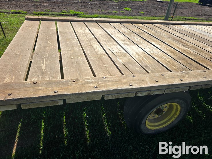 john-deere-flat-rack-image-18