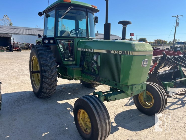 1980-john-deere-4040-image-4