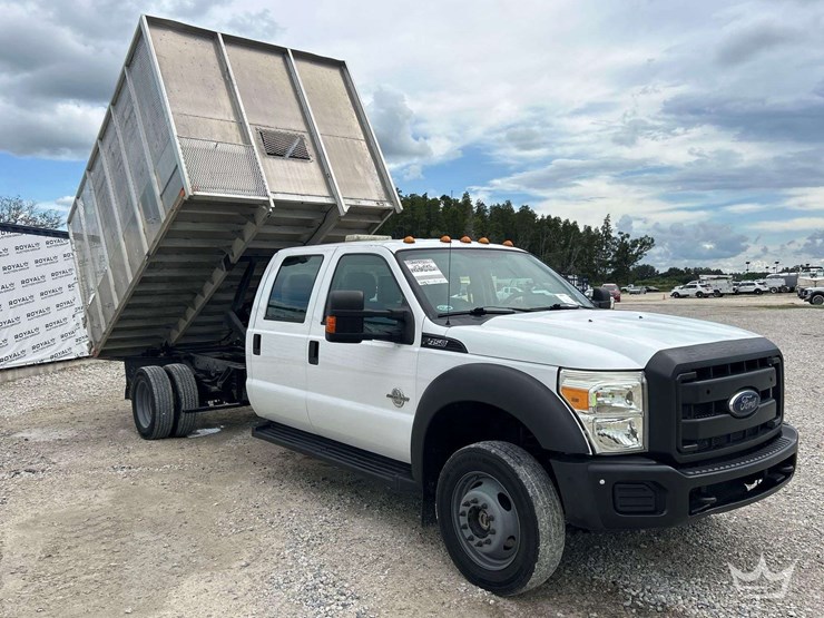 2015-f-450-4x4-crew-cab-aluminum-landscape-dump-truck-image-2