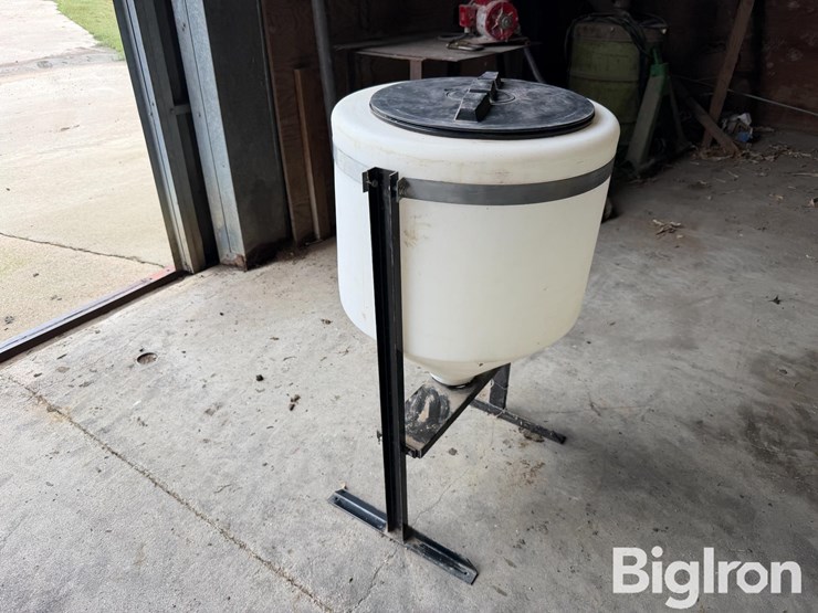 30-gal-mixing-cone-image-7