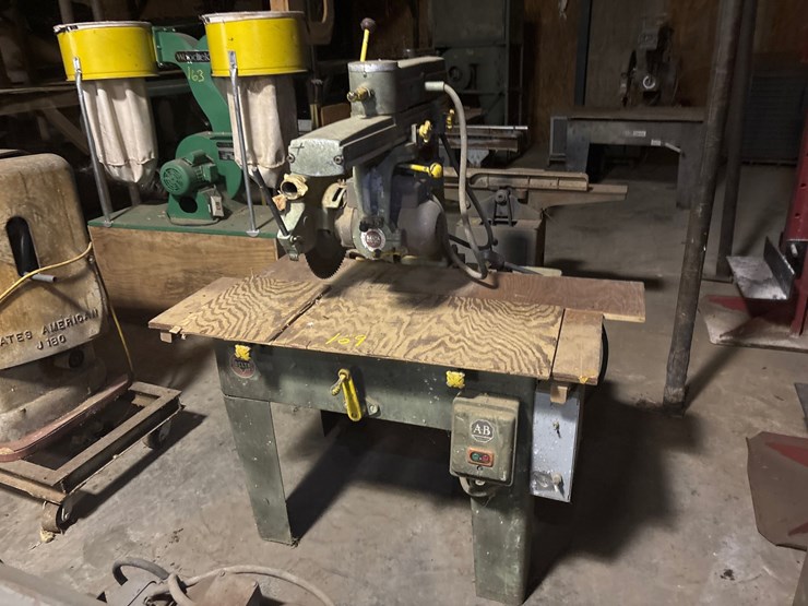 #169-•-rockwell-delta-40-c-radial-arm-saw-with-metal-stand-image-2
