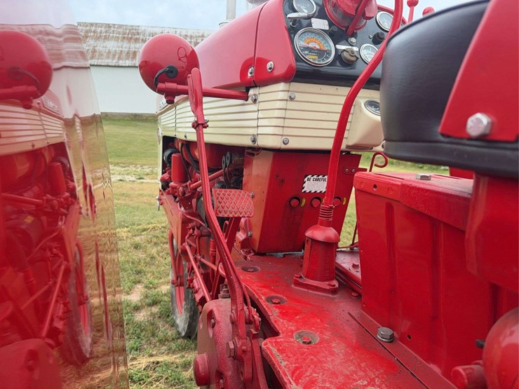 farmall-560-diesel-hi-clear-image-46